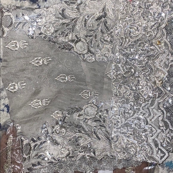 Embroidered Collection - Picture 2 of 3